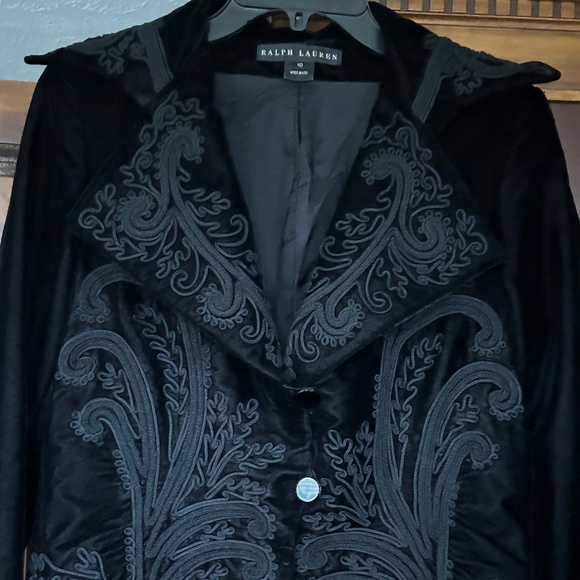 Ralph Lauren Black Label Black Velvet Embroidered Blazer, Size 10 - Picture 4 of 16